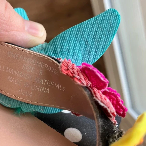 Betsy Johnson like new  Polka Dot Heels with Vibrant Butterfly Accents - Picture 11 of 11